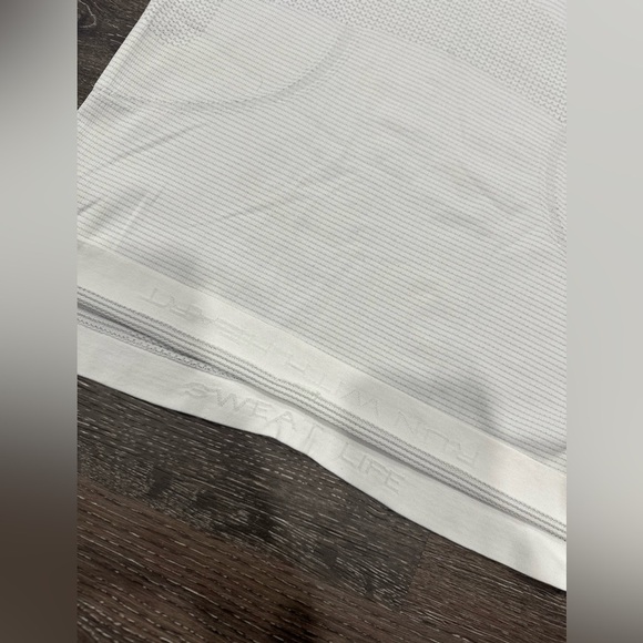 LULULEMON White Swiftly Tech Racerback Gym Tank Top 2.0 Size 6 Workout - Picture 3 of 6